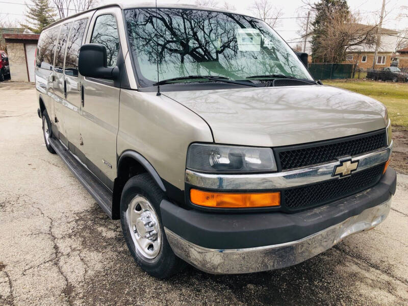 2003 Chevrolet Express for sale at Midland Commercial. Chicago Cargo Vans & Truck in Bridgeview IL
