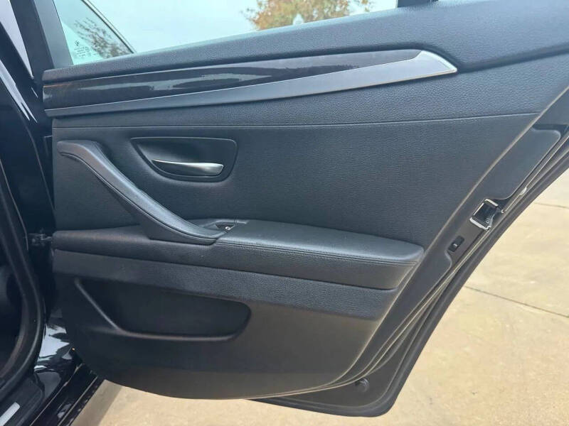 2014 BMW 5 Series 528i