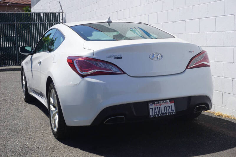 2013 Hyundai Genesis Coupe
