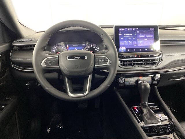 2023 Jeep Compass Altitude