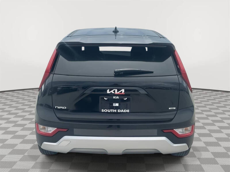 2026 Kia Niro LX