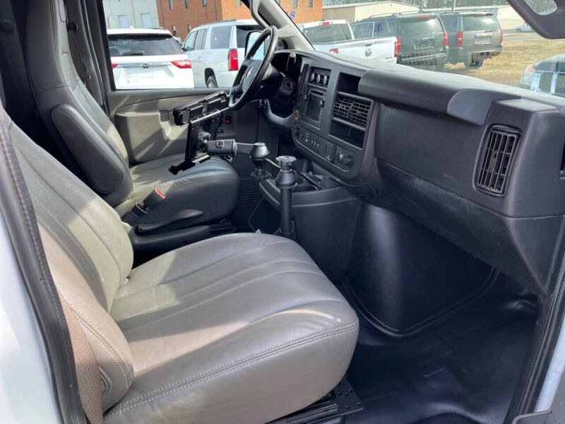 2020 Chevrolet Express 2500