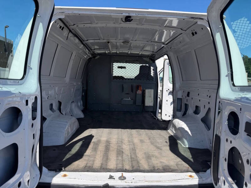 2013 Ford E-Series E-250
