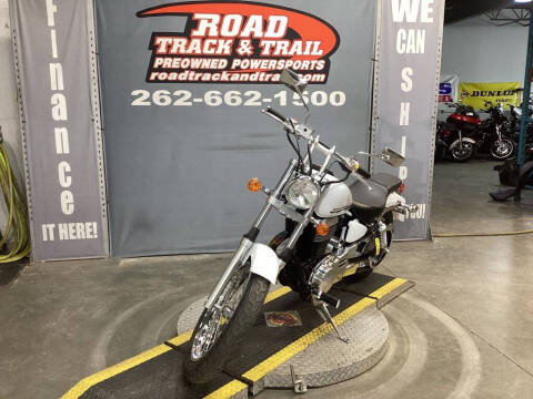 2016 Suzuki Boulevard S40