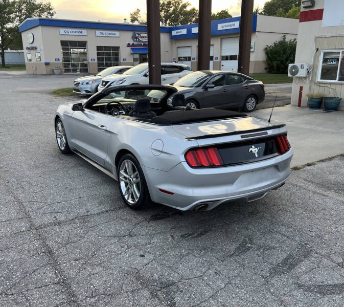 2015 Ford Mustang V6
