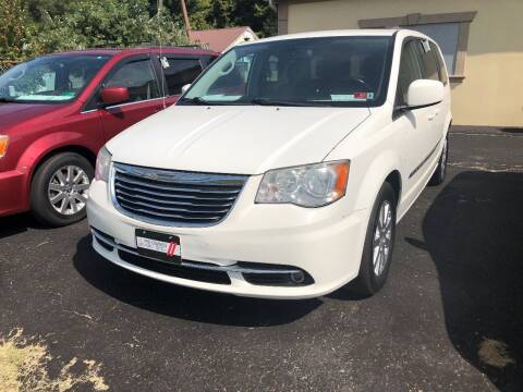 2013 Chrysler Town and Country for sale at JC Pre Owned Motors in Nitro WV