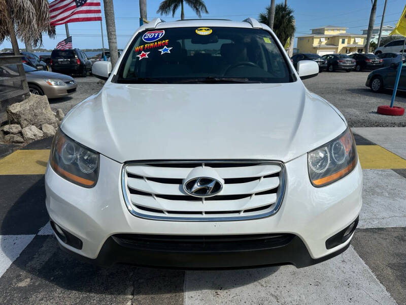 Used 2011 Hyundai Santa Fe SE with VIN 5XYZH4AG7BG045419 for sale in Melbourne, FL