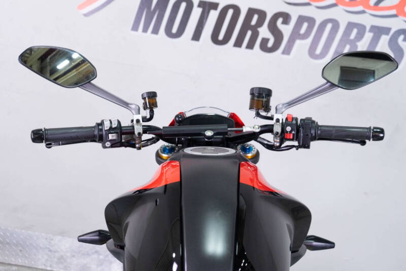 2023 Ducati Monster SP