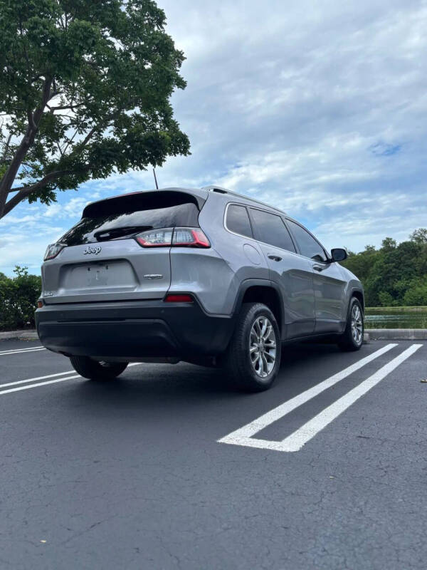 2019 Jeep Cherokee Latitude Plus
