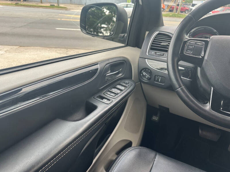 2017 Dodge Grand Caravan SXT