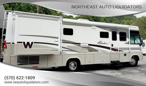 2003 Winnebago Adventurer