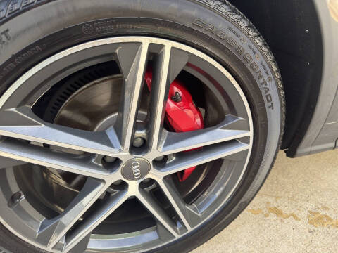 2020 Audi SQ5 3.0T quattro Premium Plus