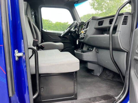 2024 Peterbilt 536