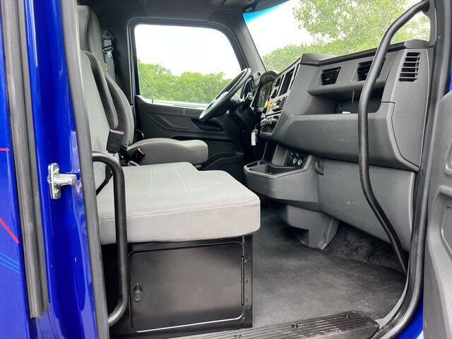 2024 Peterbilt 536