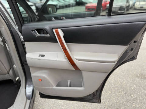 2011 Toyota Highlander Limited