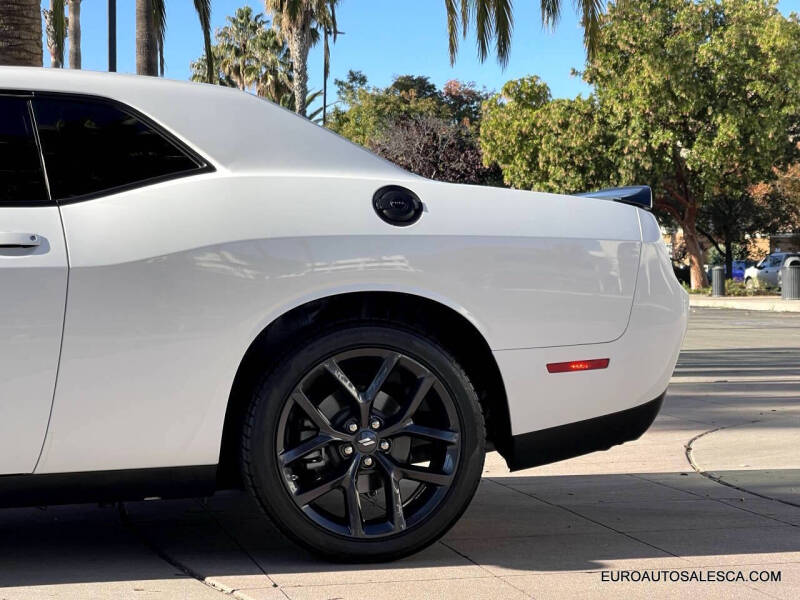 2023 Dodge Challenger SXT