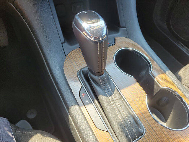 2017 GMC Acadia SLE-1