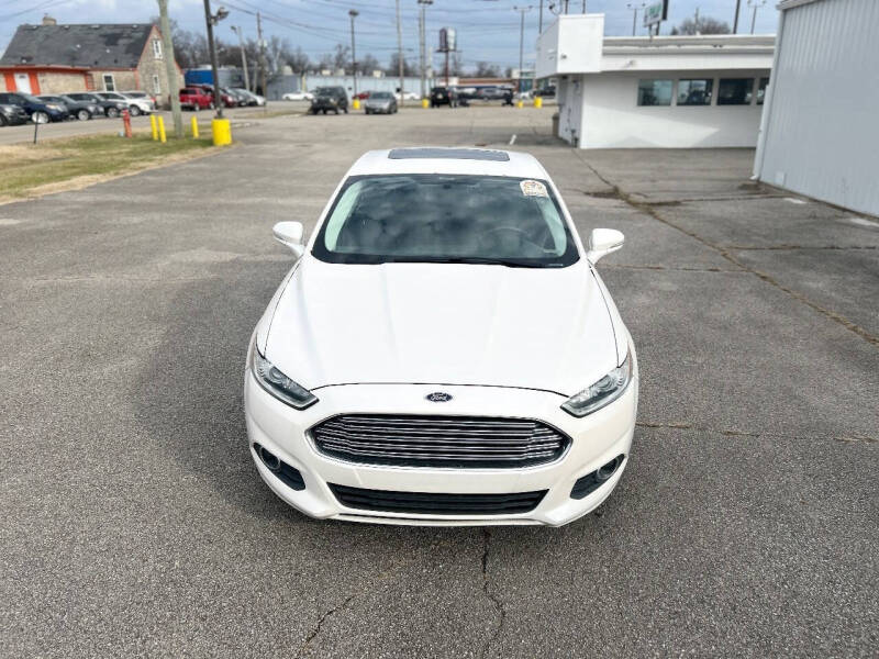2014 Ford Fusion SE