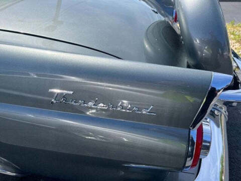 1956 Ford Thunderbird