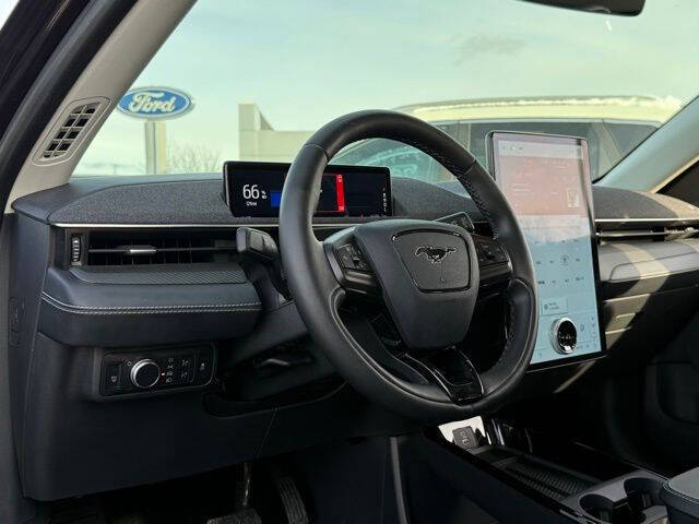 2022 Ford Mustang Mach-E Premium