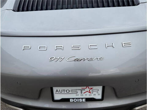 2017 Porsche 911 Carrera