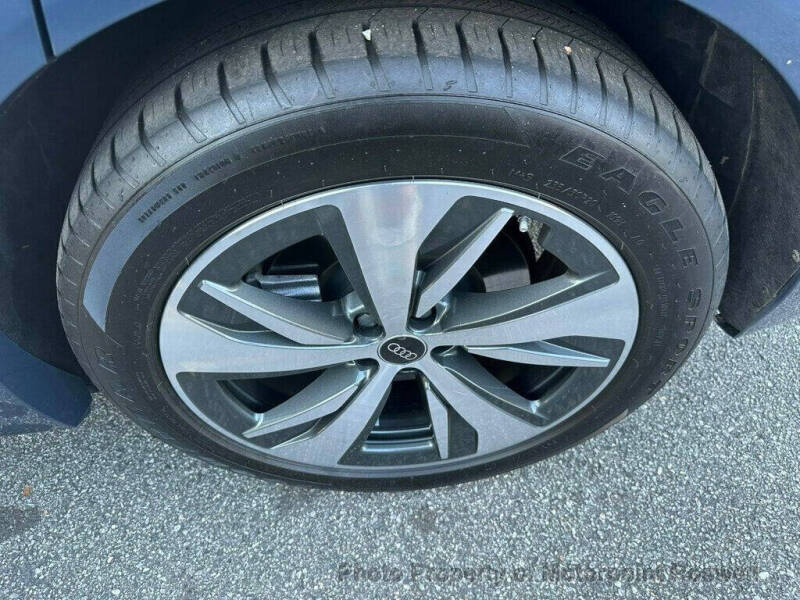 2024 Audi Q8 e-tron quattro Premium