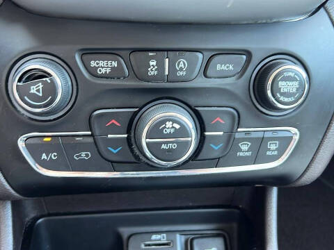 2018 Jeep Cherokee Overland