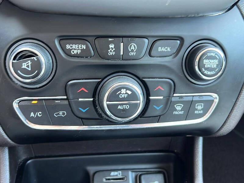2018 Jeep Cherokee Overland