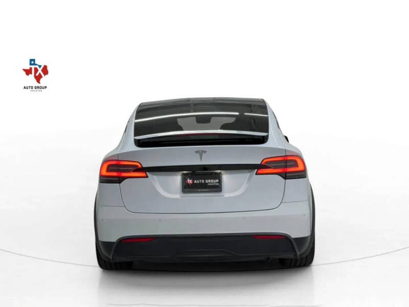 2022 Tesla Model X Plaid
