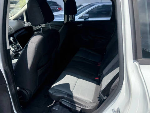 2015 Ford C-MAX Hybrid SE