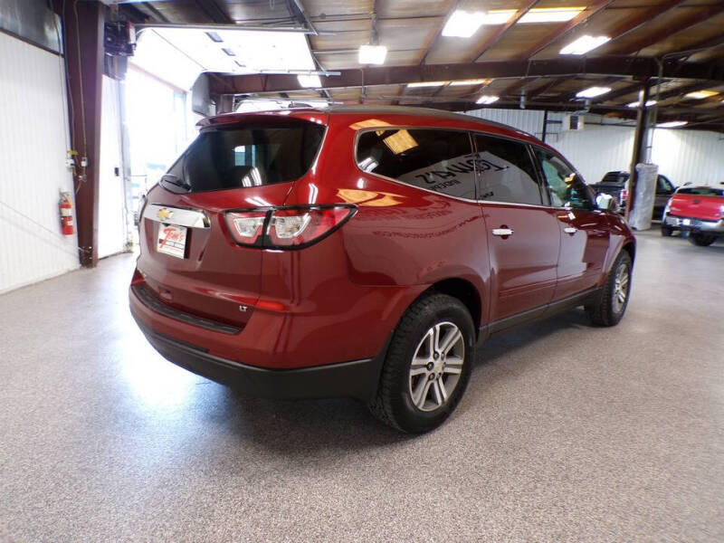 2017 Chevrolet Traverse LT