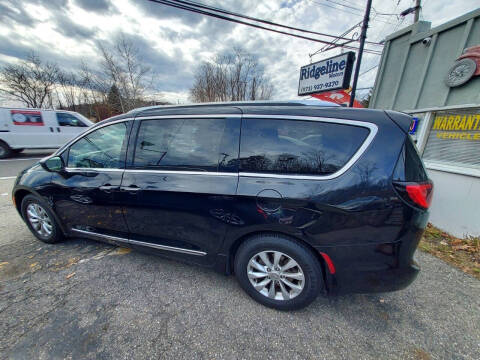 2019 Chrysler Pacifica Touring L