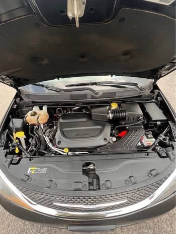 2020 Chrysler Voyager LXi