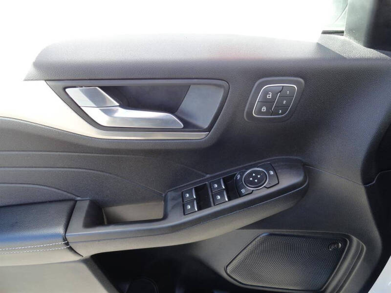 2021 Ford Escape Titanium