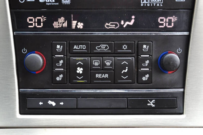 2013 Cadillac Escalade Platinum Edition