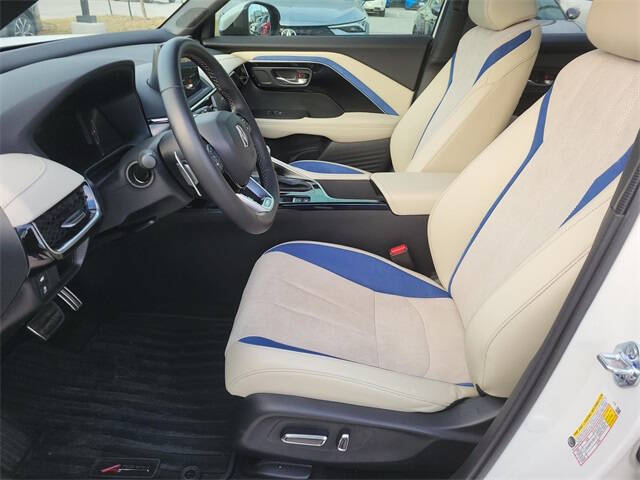 2025 Acura ADX w/A-SPEC