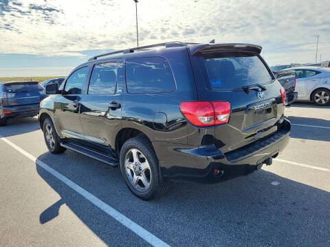 2014 Toyota Sequoia SR5