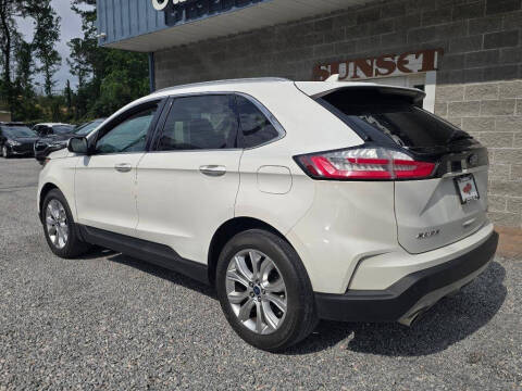 2020 Ford Edge Titanium