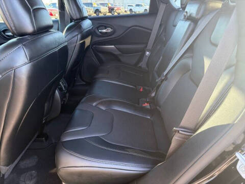 2022 Jeep Cherokee Latitude Lux