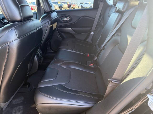 2022 Jeep Cherokee Latitude Lux