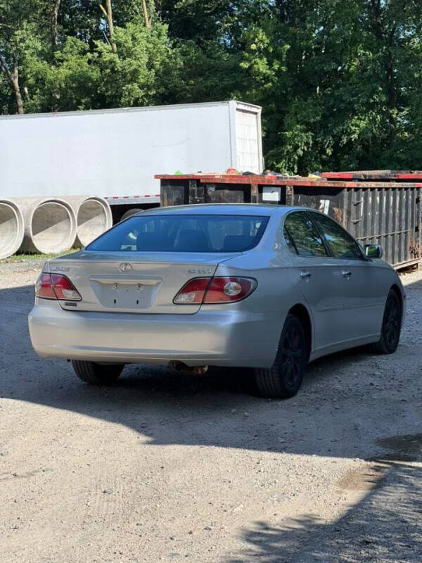 2004 Lexus ES 330