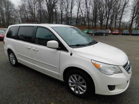 2012 Volkswagen Routan for sale at Macrocar Sales Inc in Uniontown OH