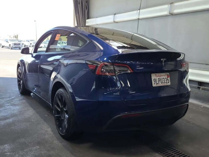 2024 Tesla Model Y Long Range