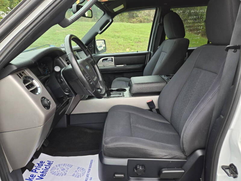 2017 Ford Expedition EL XLT