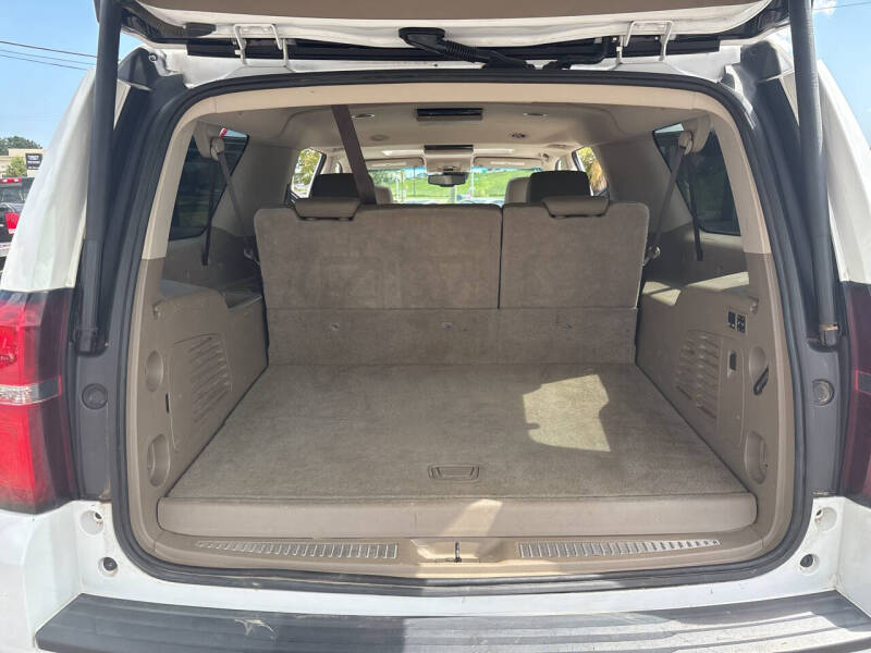 2019 Chevrolet Suburban LT