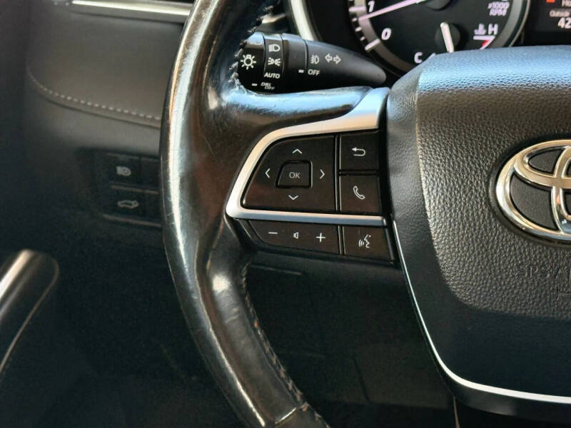 2021 Toyota Highlander XLE