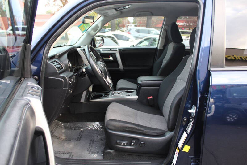 2014 Toyota 4Runner SR5