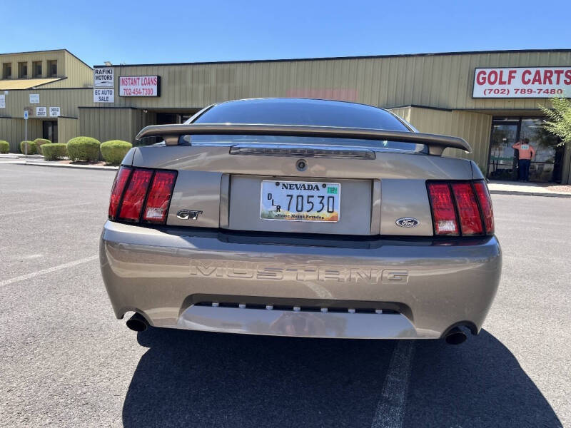 2002 Ford Mustang GT Deluxe
