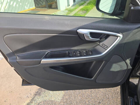 2017 Volvo S60 T5 Dynamic