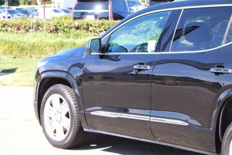 2017 GMC Acadia Denali